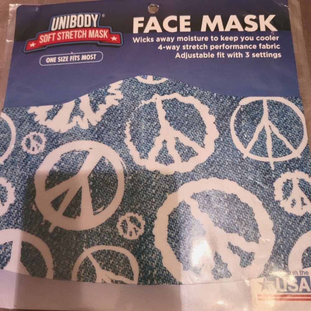 ✌ Face Mask 😷 peace sign NEW, soft, stretchy!!